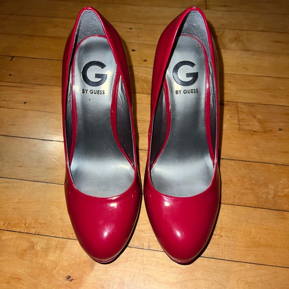 Guess Red Heels Size 7 - Picture 1 of 6